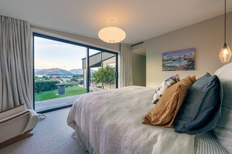 Photo of property in Meadowstone Alpha Series, 12 Jade Drive, Wanaka, 9305