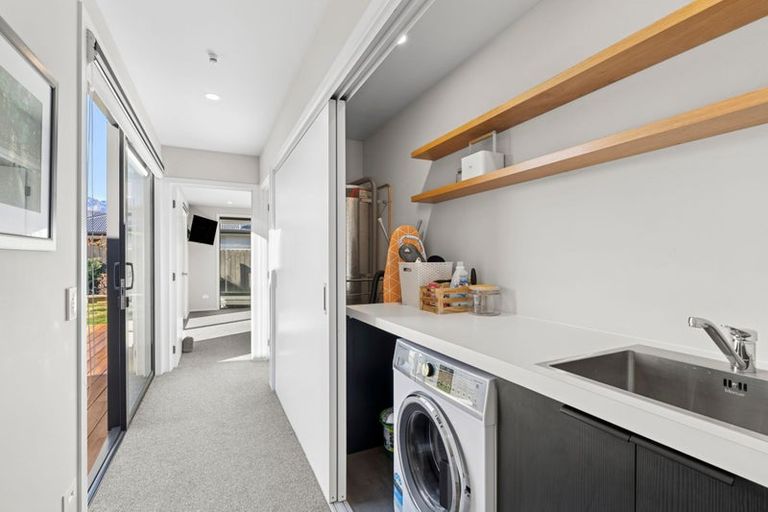 Photo of property in 16 Sentinel Drive, Lake Hawea, 9382