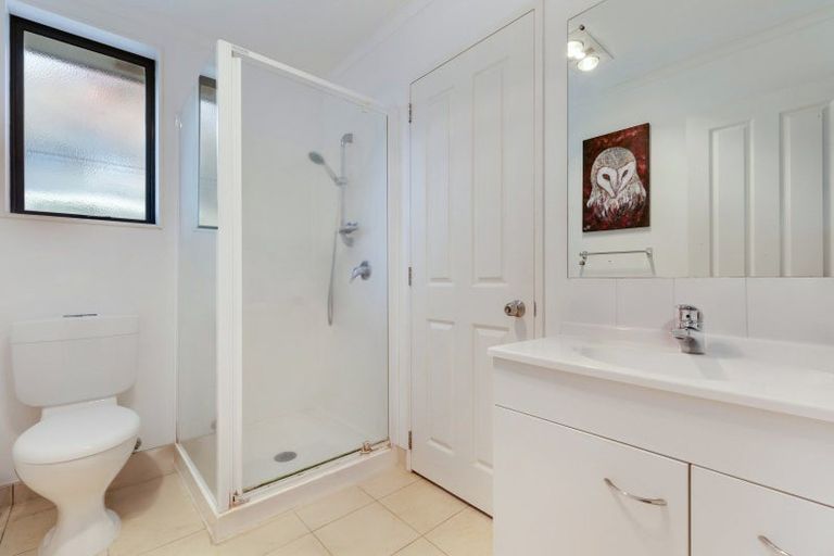 Photo of property in 30 Les Marston Place, Pukekohe, 2120