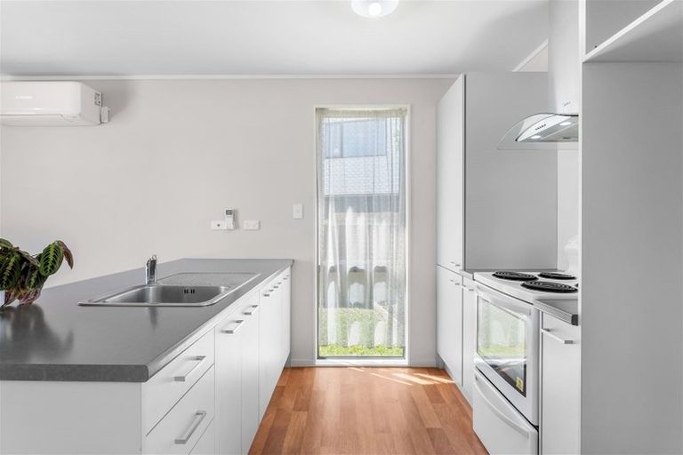 Photo of property in 10 Te Kanawa Crescent, Henderson, Auckland, 0610