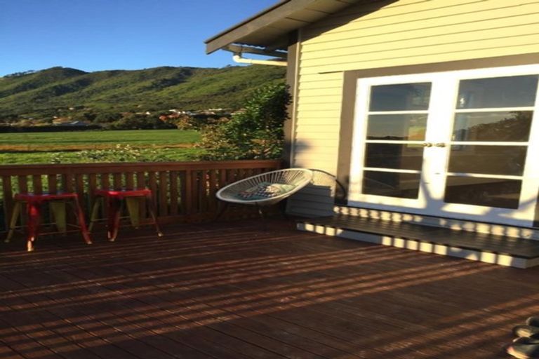 Photo of property in 28 Matenga Street, Waikanae, 5036