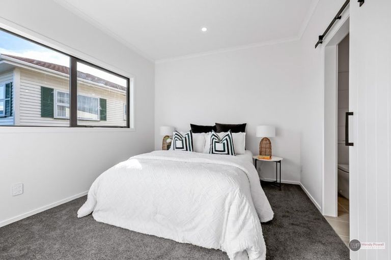 Photo of property in 1/51 Kings Crescent, Hutt Central, Lower Hutt, 5010