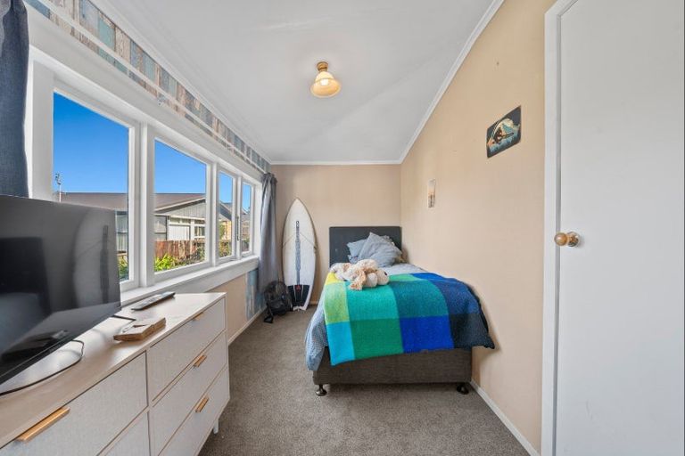 Photo of property in 14a Walsh Road, Westown, New Plymouth, 4310