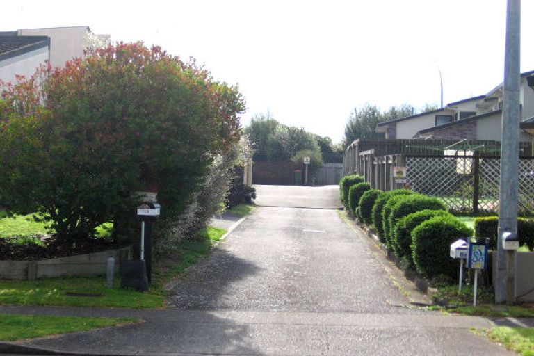 Photo of property in 12a Ashley Street, St Andrews, Hamilton, 3200