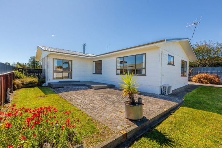 Photo of property in 15 Mclean Terrace, Waipukurau, 4200