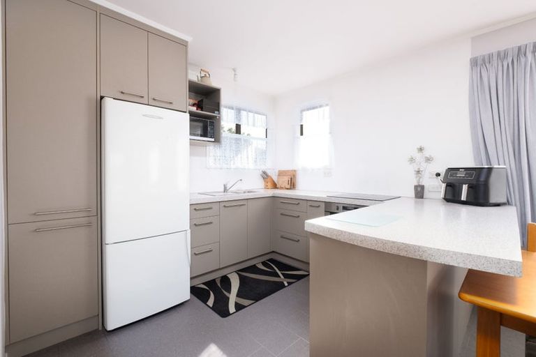 Photo of property in 245 Weymouth Road, Manurewa, Auckland, 2102