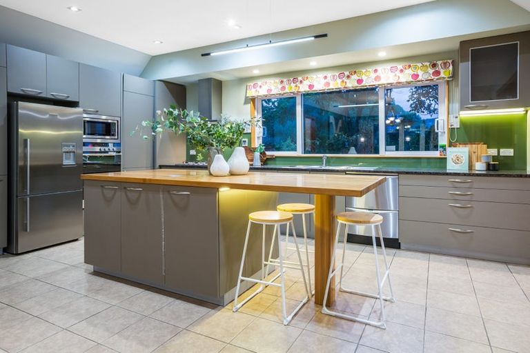 Photo of property in 65 Killalea Place, Paraparaumu, 5032