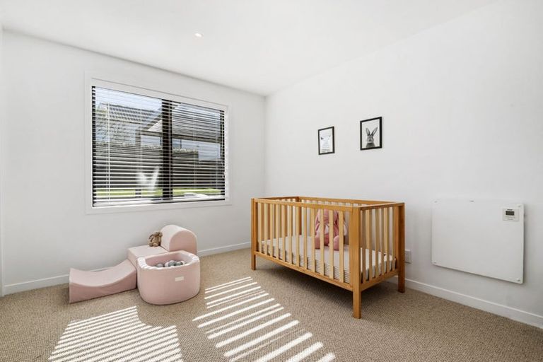 Photo of property in 48 Sylvia Road, Hillcrest, Auckland, 0627