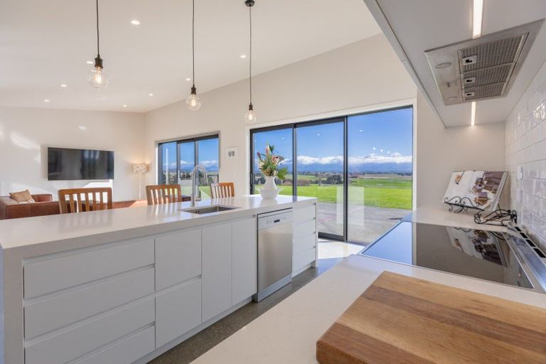 Photo of property in 375c Maharakeke Road, Waipukurau, 4281