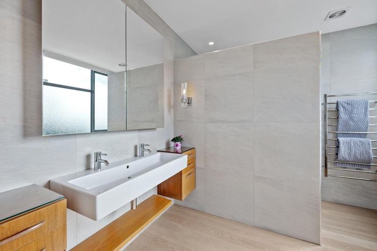 Photo of property in 37 Laurence Street, Manly, Whangaparaoa, 0930
