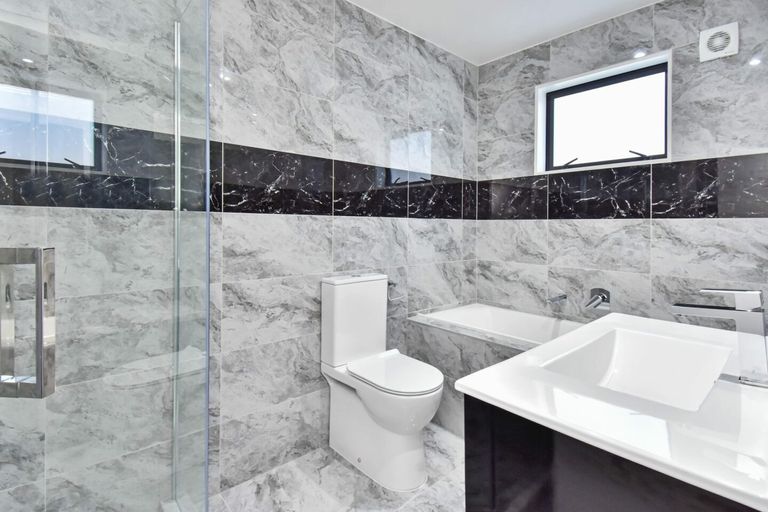 Photo of property in 8b Cambridge Road, Manurewa, Auckland, 2102