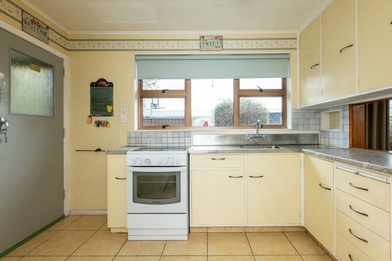 Photo of property in 2a Murphy Road, Taradale, Napier, 4112