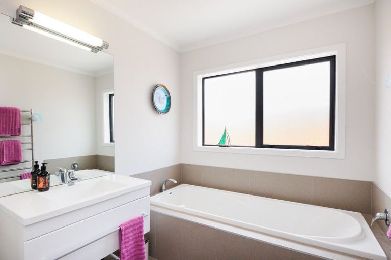 Photo of property in 13 Accolade Street, Feilding, 4702