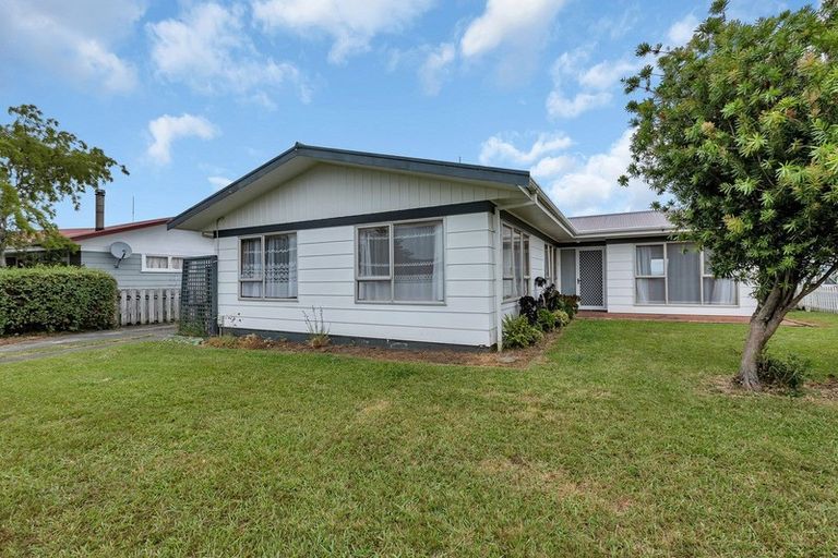 Photo of property in 8 Edge Street, Onerahi, Whangarei, 0110