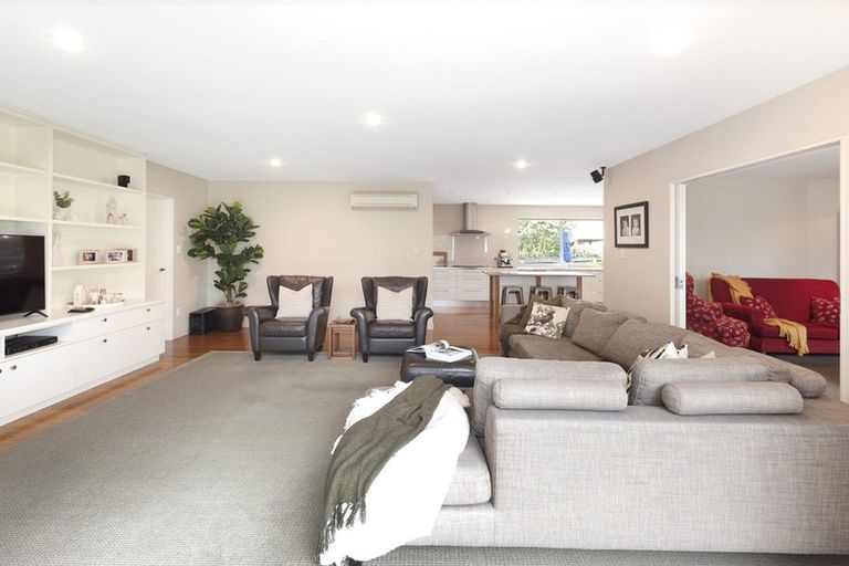 Photo of property in 76a Puriri Street, Riccarton, Christchurch, 8041