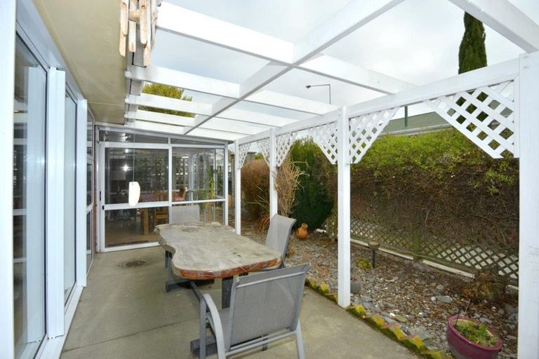 Photo of property in 120 Kendal Avenue, Burnside, Christchurch, 8053