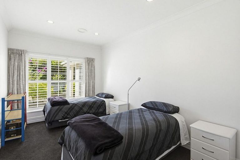 Photo of property in 1 Maple Lane, Waikanae, 5036