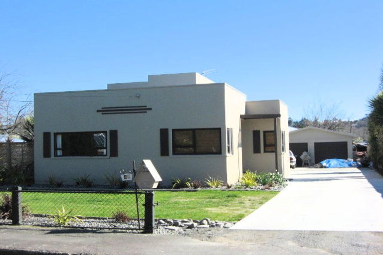 Photo of property in 41 Mcgreevy Street, Waipawa, 4210