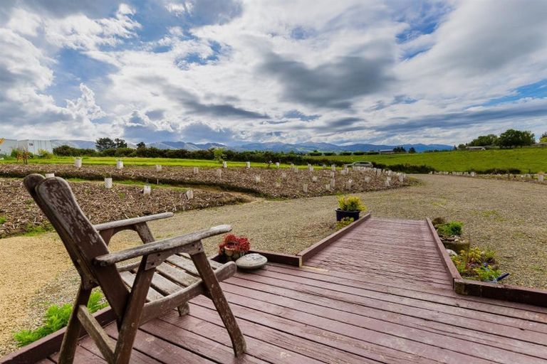 Photo of property in 27 Bakers Road, Waimate, 7978
