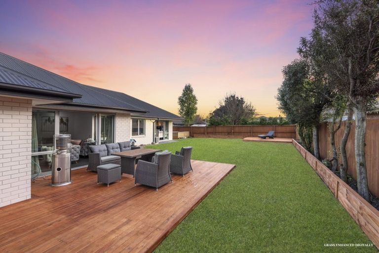 Photo of property in 3 Marlowe Place, Rolleston, 7614