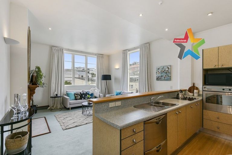 Photo of property in 10/37u Majoribanks Street, Mount Victoria, Wellington, 6011