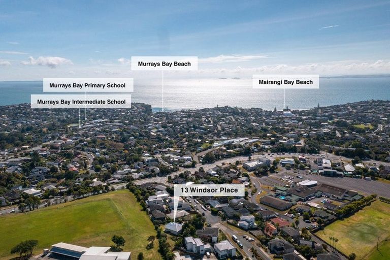 Photo of property in 13 Windsor Place, Windsor Park, Auckland, 0630