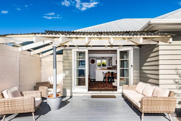 Photo of property in 224 Wairakei Road, Bryndwr, Christchurch, 8053