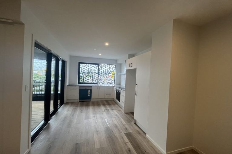 Photo of property in 206/2u Onepu Road, Kilbirnie, Wellington, 6022