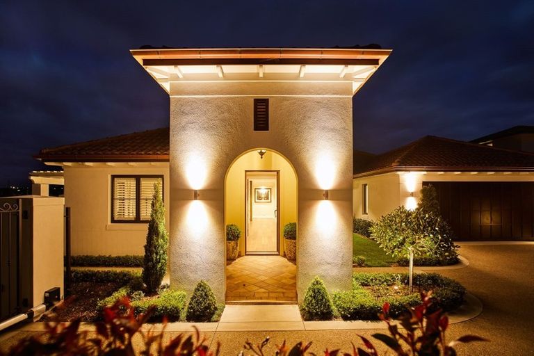 Photo of property in 80 Capriana Drive, Karaka, Papakura, 2113