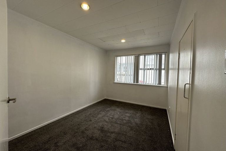 Photo of property in 10b Glynnbrooke Street, Te Atatu South, Auckland, 0610