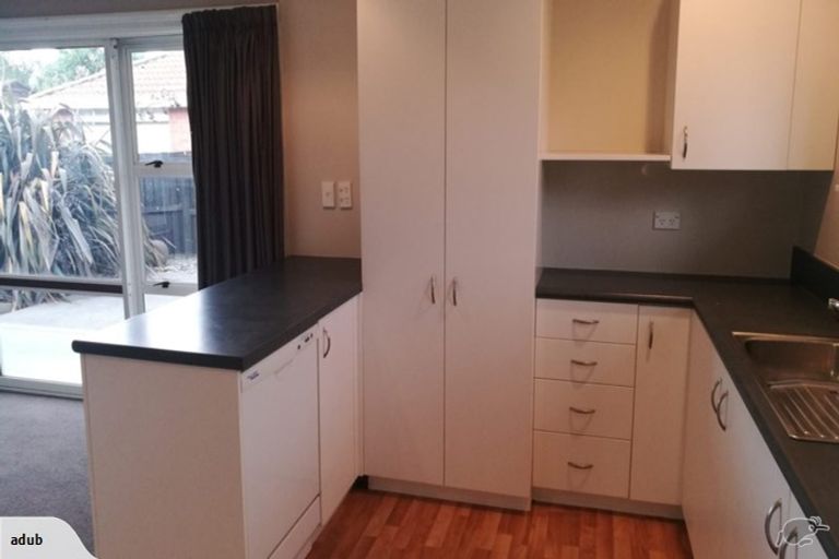 Photo of property in 49 Dunedin Street, Redwood, Christchurch, 8051