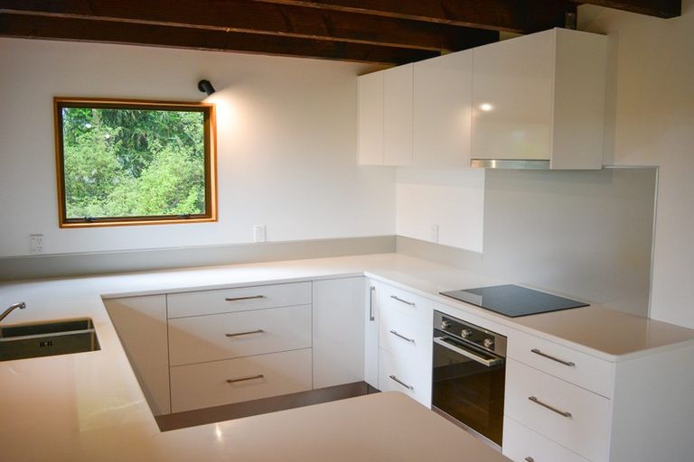 Photo of property in 121 Forest Hill Road, Henderson, Auckland, 0612