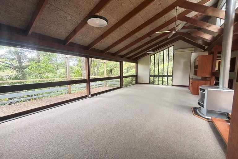 Photo of property in 52 Park Hill Road, Birkenhead, Auckland, 0626