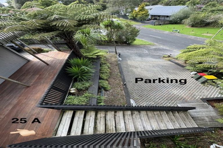 Photo of property in 25 Wirihana Road, Titirangi, Auckland, 0604