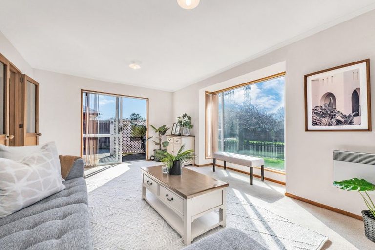 Photo of property in 5 Showgate Avenue, Sockburn, Christchurch, 8042