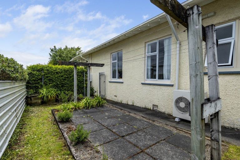 Photo of property in 15 Portia Street, Stratford, 4332