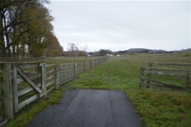 Photo of property in 18 Jg Wilson Drive, Waipukurau, 4281