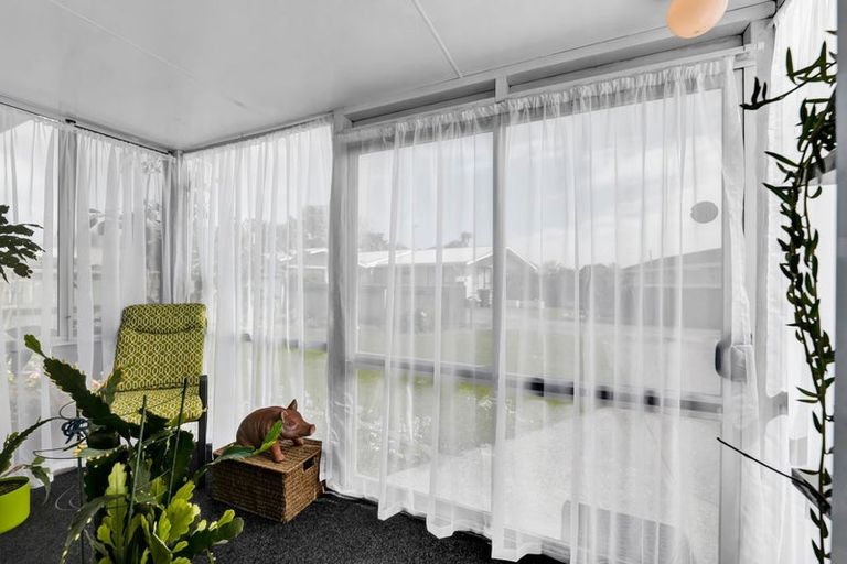 Photo of property in 61 Murray Avenue, Hawera, 4610