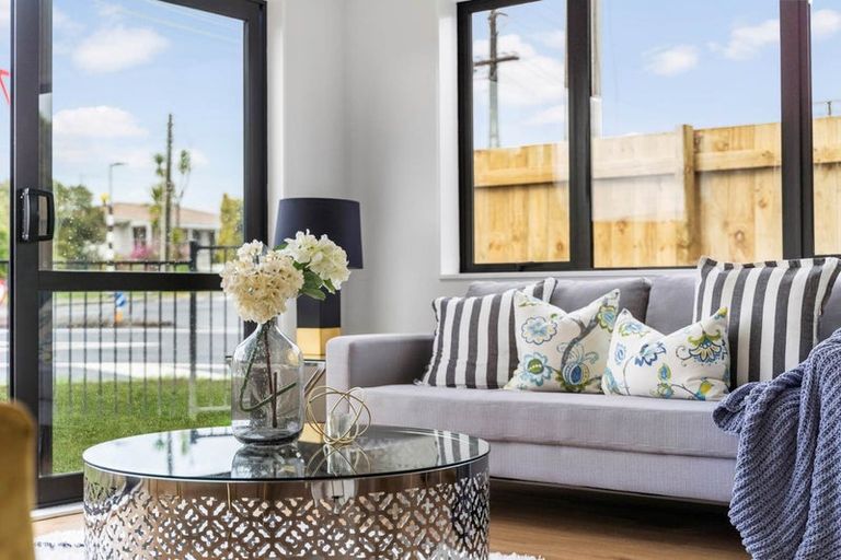 Photo of property in 1d Hollinbrigg Place, Manurewa, Auckland, 2102