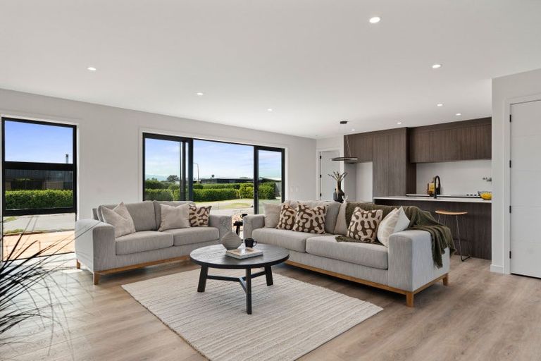 Photo of property in 1 Wilson Way, Martinborough, 5711