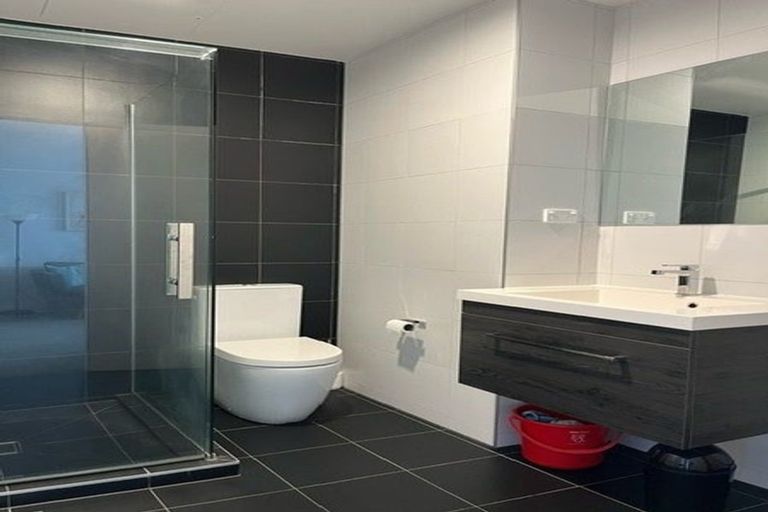 Photo of property in 102/19 Rawene Road, Birkenhead, Auckland, 0626