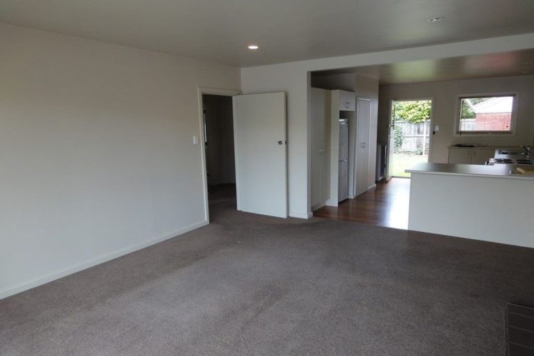 Photo of property in 9 Wadeley Road, Ilam, Christchurch, 8041