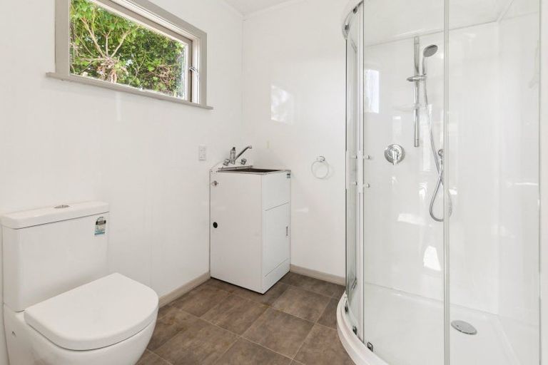 Photo of property in 9 Allen Terrace, Tawa, Wellington, 5028