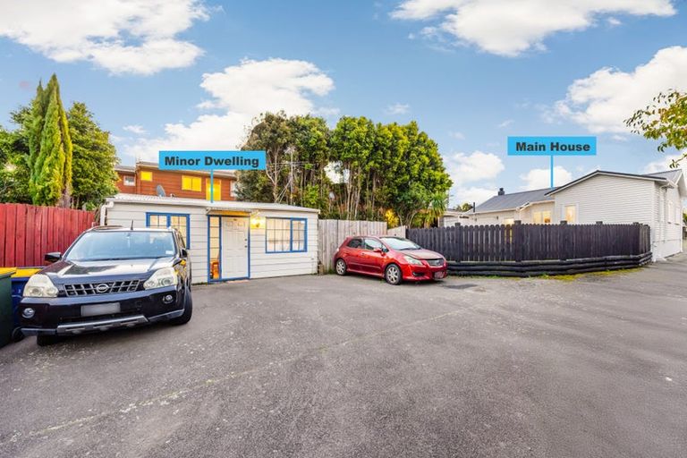 Photo of property in 1/5 Akehurst Avenue, New Lynn, Auckland, 0600