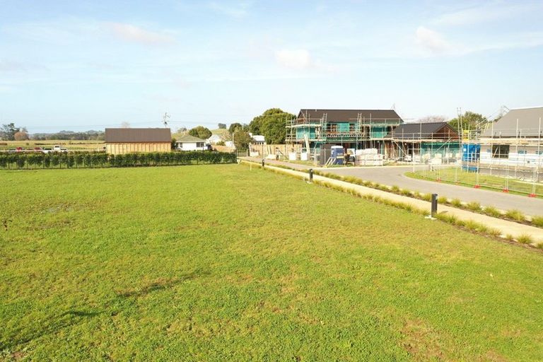 Photo of property in 6 Tiaki Lane, Karaka, Papakura, 2113