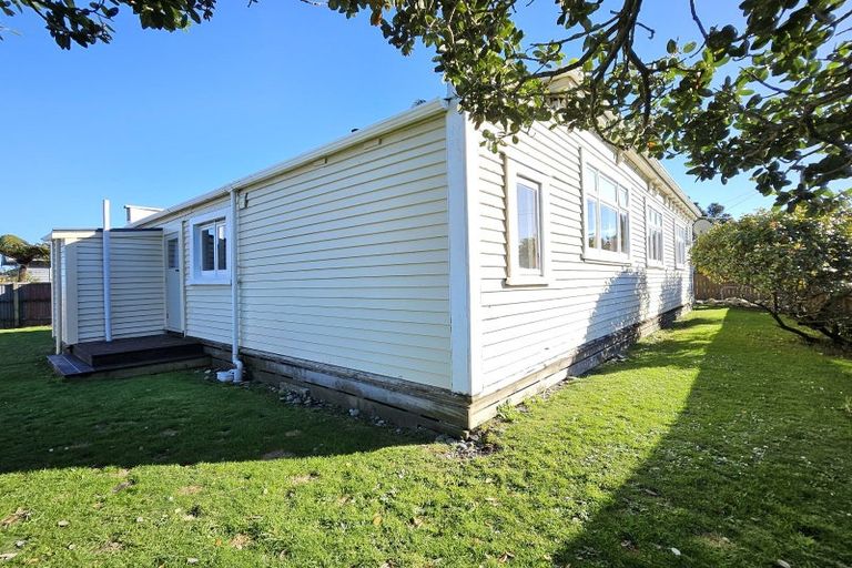 Photo of property in 14 Collins Street, Blaketown, Greymouth, 7805