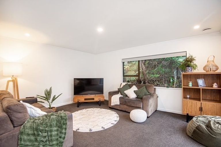 Photo of property in 4/53 Dominion Park Street, Johnsonville, Wellington, 6037