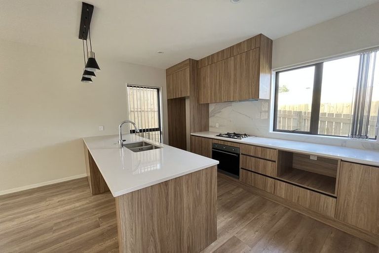 Photo of property in 60c Kautami Avenue, Papatoetoe, Auckland, 2025