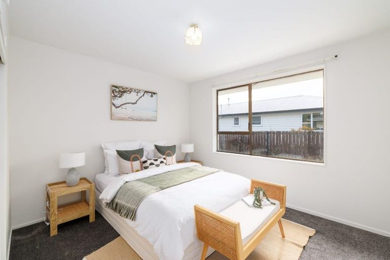 Photo of property in 1/60 Inwoods Road, Parklands, Christchurch, 8083