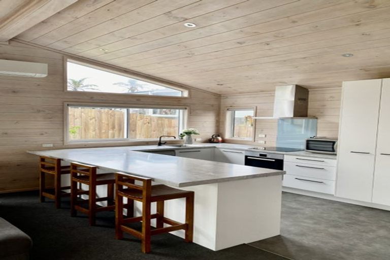Photo of property in 85 Simpson Road, Papamoa Beach, Papamoa, 3118